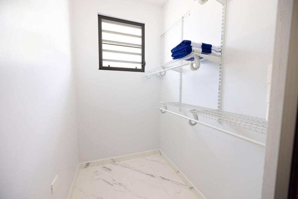 Ramey Cir D, Near Airport, Beaches W/King Bed. Aguadilla Exterior foto